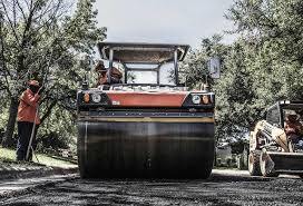 Best Recycled Asphalt Driveway Installation  in Memphis, FL